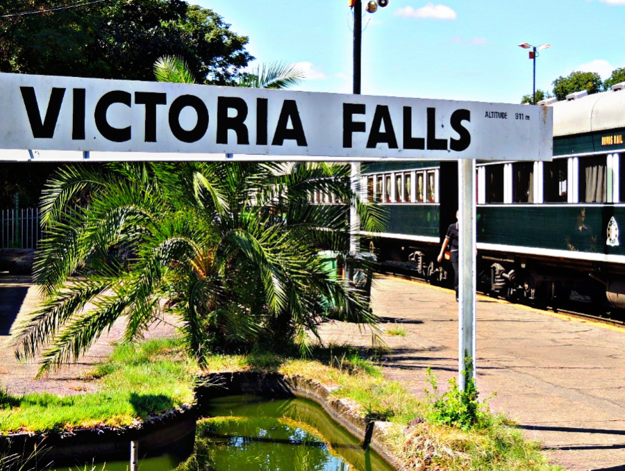 Victoria Falls City Tour railway station